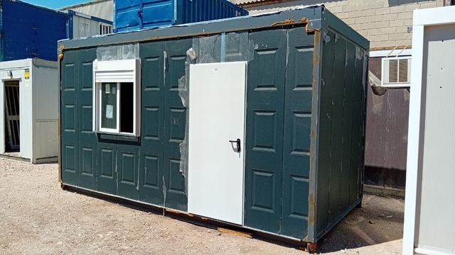 Casetas panel sándwich 5mx2,43..2500€+iva