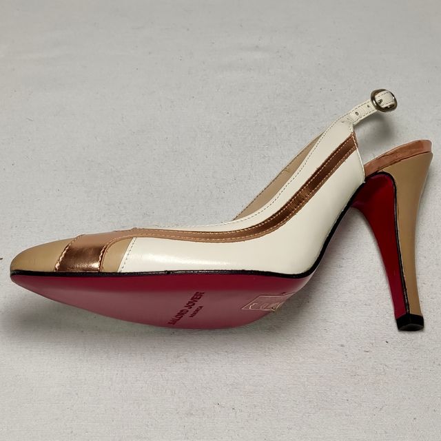 Zapato salón destalonado