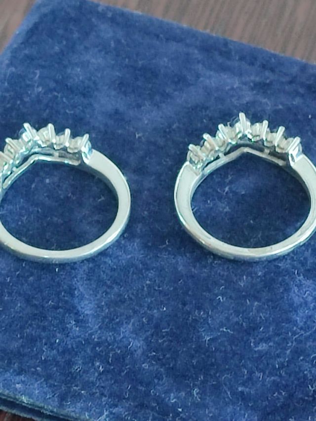 Anillo de plata, circonitas-zafiros