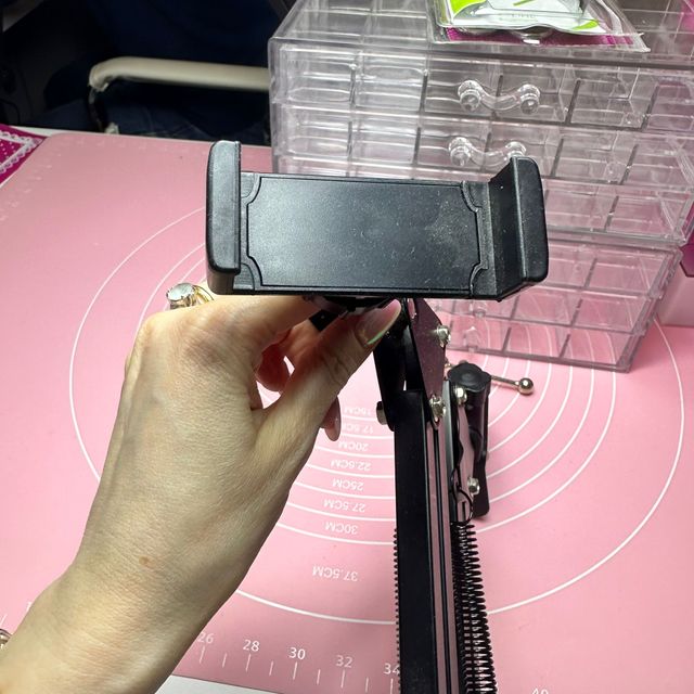 Supporto porta cellulare da tavolo