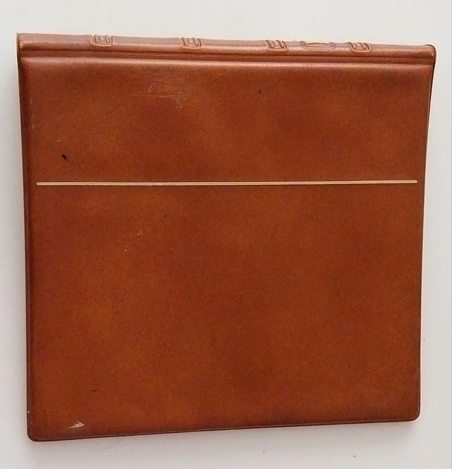 Archivador para hojas de billetes y monedas