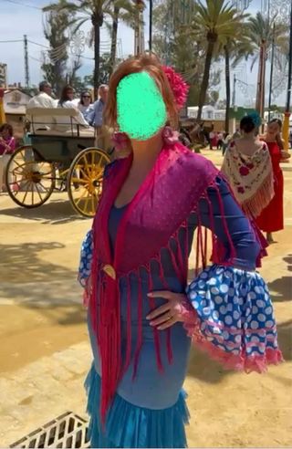 Vestido de flamenca y complementos