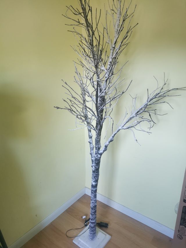 Árbol Navidad con luz precio no negociable 