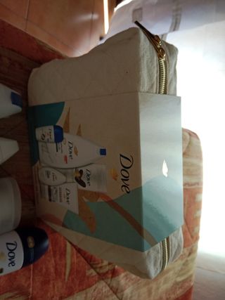 SET ASEO MUJER DOVE Nuevo sin Estrenar
