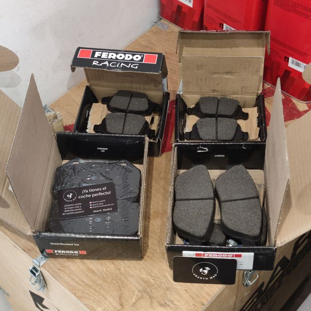 Abarth Pinza BREMBO Frenada Ferodo DS2500