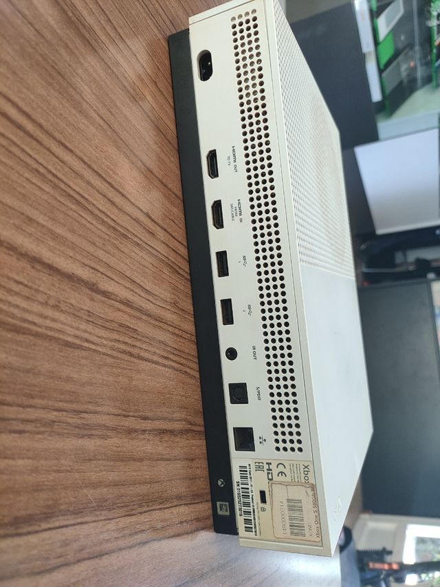 Xbox One S 500gb