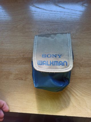 Walkman Sony wm-fx103. A la espera de cambiar goma