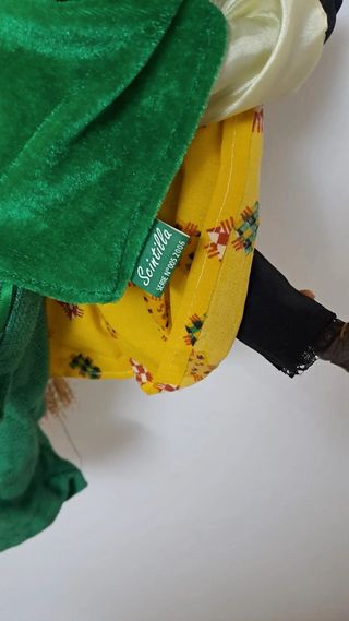 Befana Scintilla collezione Happyfania 2006