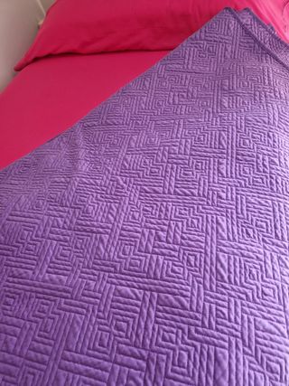 Colcha cama de 135cm y 2 cojines de 45x45cm