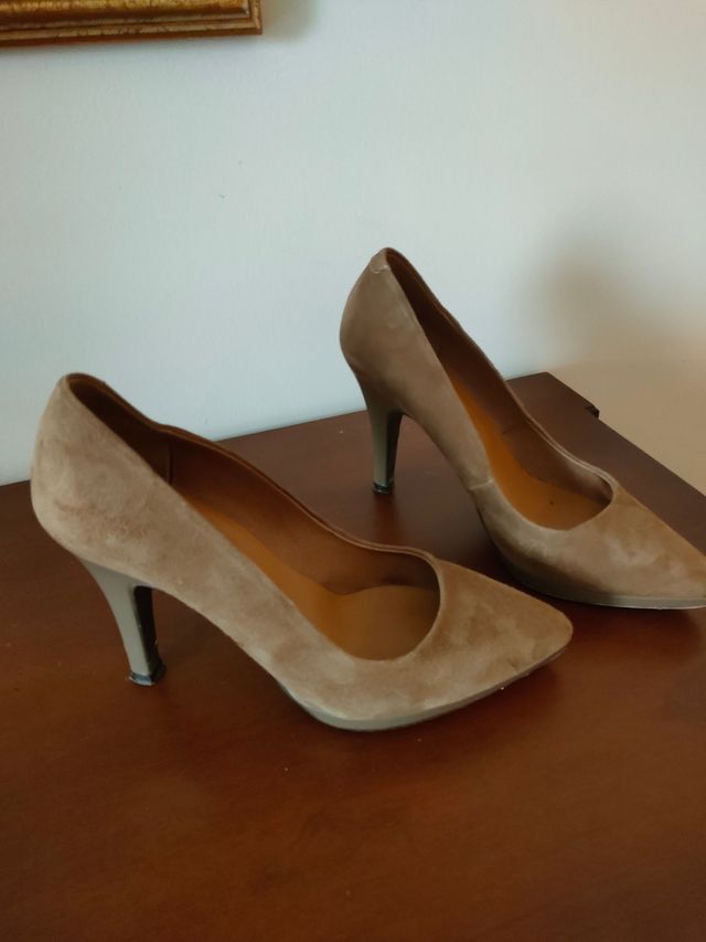 Zapatos mujer de tacón 👠 fino.