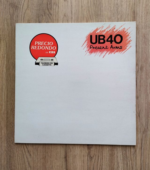 Vinilo de UB40 "Present Arms"