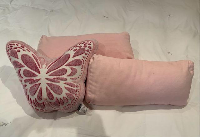 3 Cojines rosas rectangulares ikea