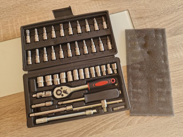 Herramientas llaves carraca