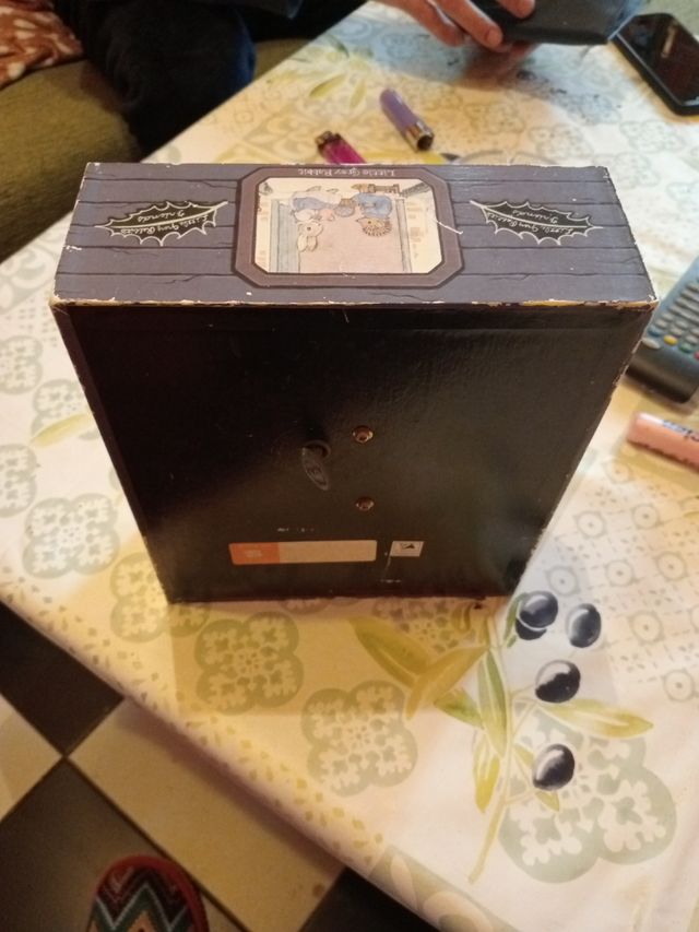 Little grey rabbit caja musical