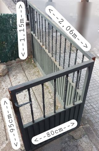 Puerta batiente forja