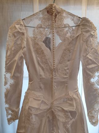 VESTIDO DE NOVIA T-M 42.