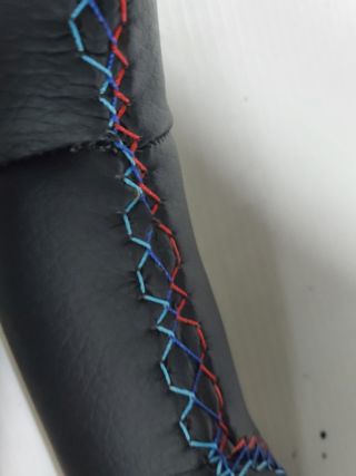 Volante Pack M E46 RETAPIZADO