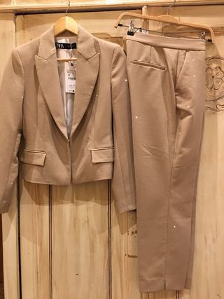 TRAJE DE ZARA NUEVO SIN ESTRENAR 