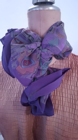 Foulard Pinto in seta viola 