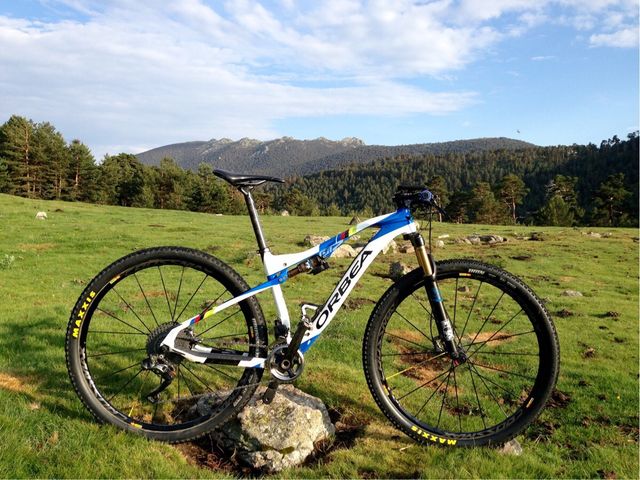 Mtb orbea oiz M-LTD tope de gama. 