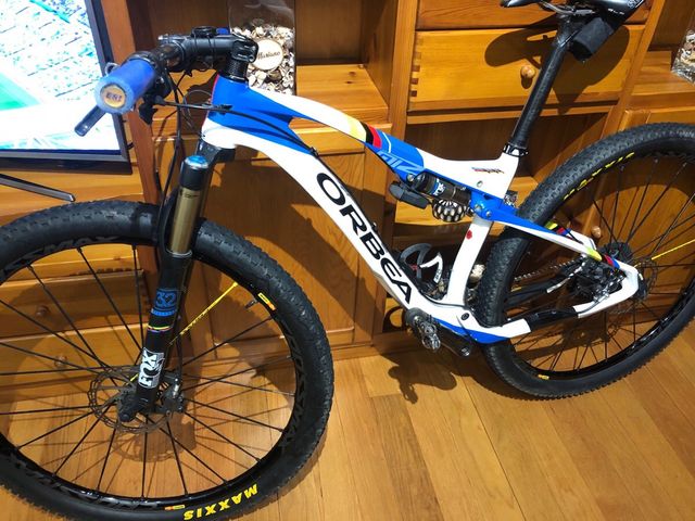 Mtb orbea oiz M-LTD tope de gama. 