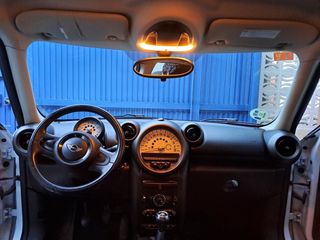MINI Countryman 2011