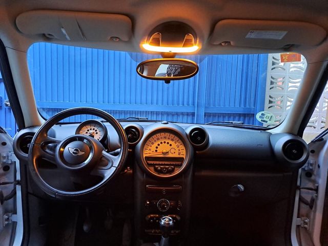 MINI Countryman 2011