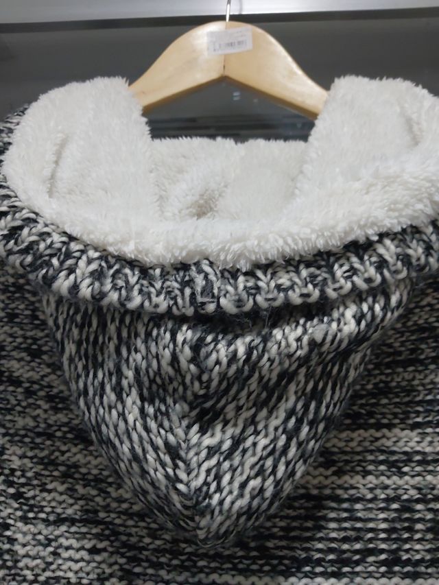 Chaqueta mujer lana con capucha T.L