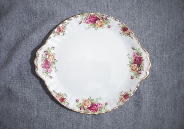Piatto torta Royal Albert Old Country Roses