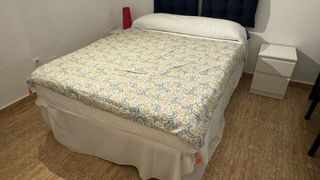 Cama con base tapizadaa 135x190