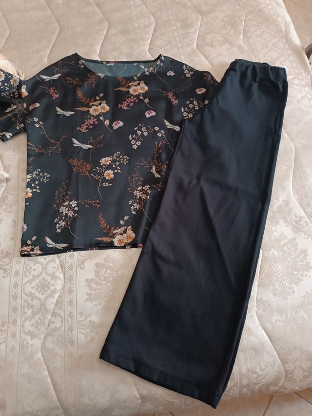 Set donna pantalone e blusa S/M