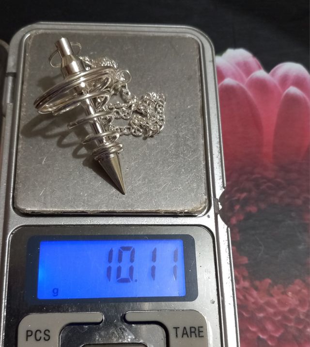 Péndulo metálico 10