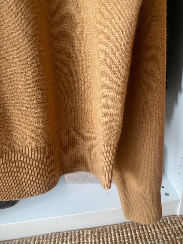 Jersey zara 100% lana .Talla XL euivale a S