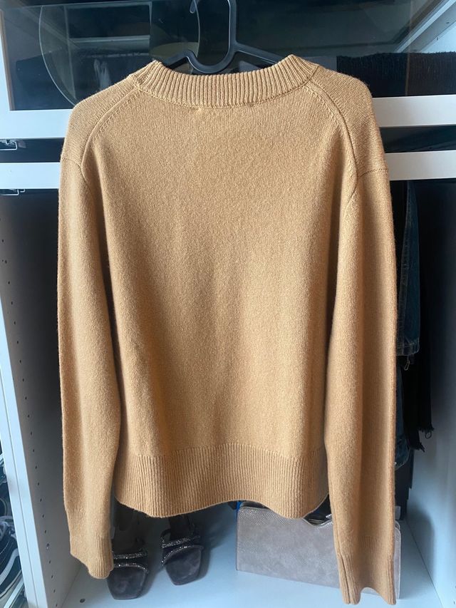 Jersey zara 100% lana .Talla XL euivale a S