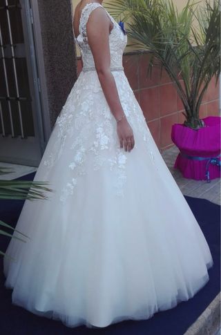 TRAJE DE NOVIA O FESTERA