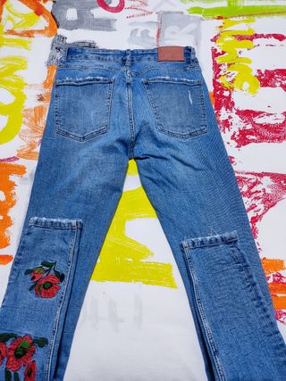 Pantalón vaquero chica de Zara 