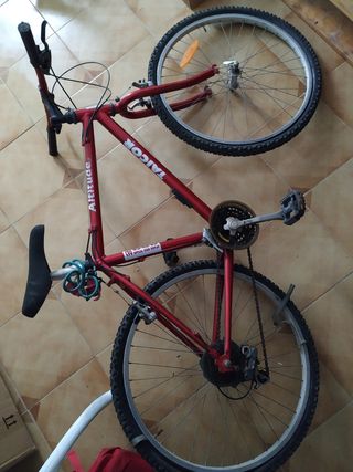 mountain bike Taicor roja 