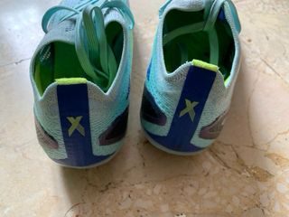 Botas de fútbol Adidas Messi talla 38 azul claro