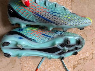 Botas de fútbol Adidas Messi talla 38 azul claro