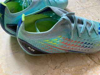 Botas de fútbol Adidas Messi talla 38 azul claro