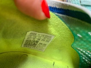 Botas de fútbol Adidas Messi talla 38 azul claro