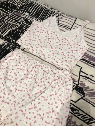 Pijama de flores