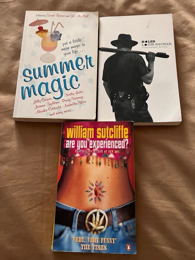 Tres libros en ingles