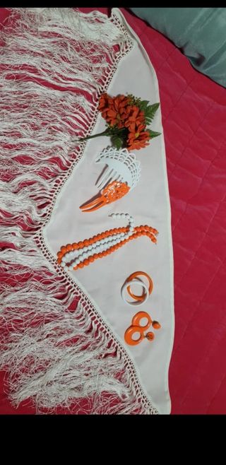 Traje flamenca y complementos 