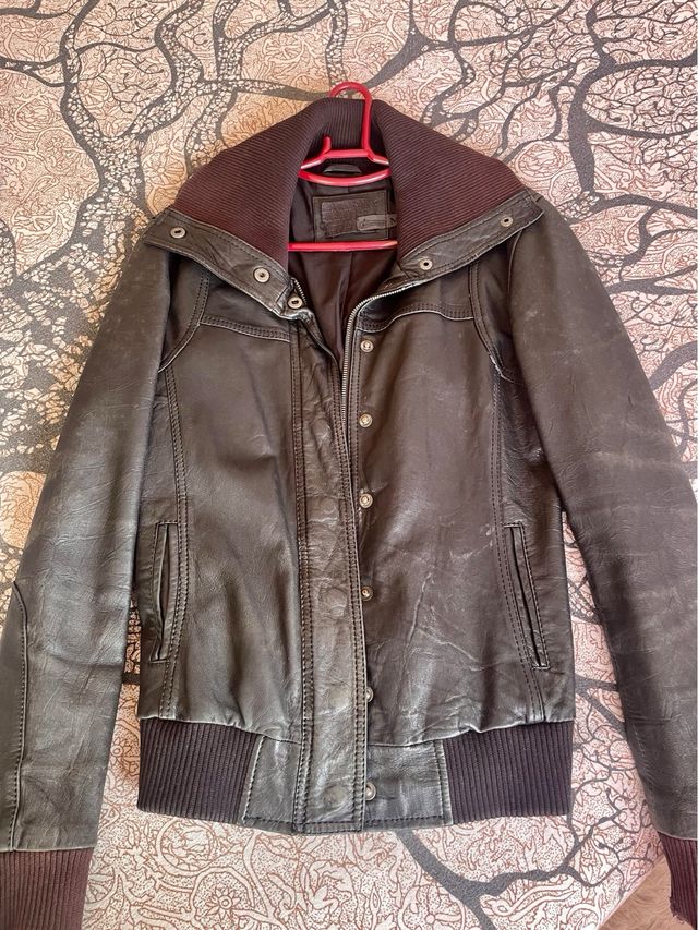 Cazadora piel vintage negra