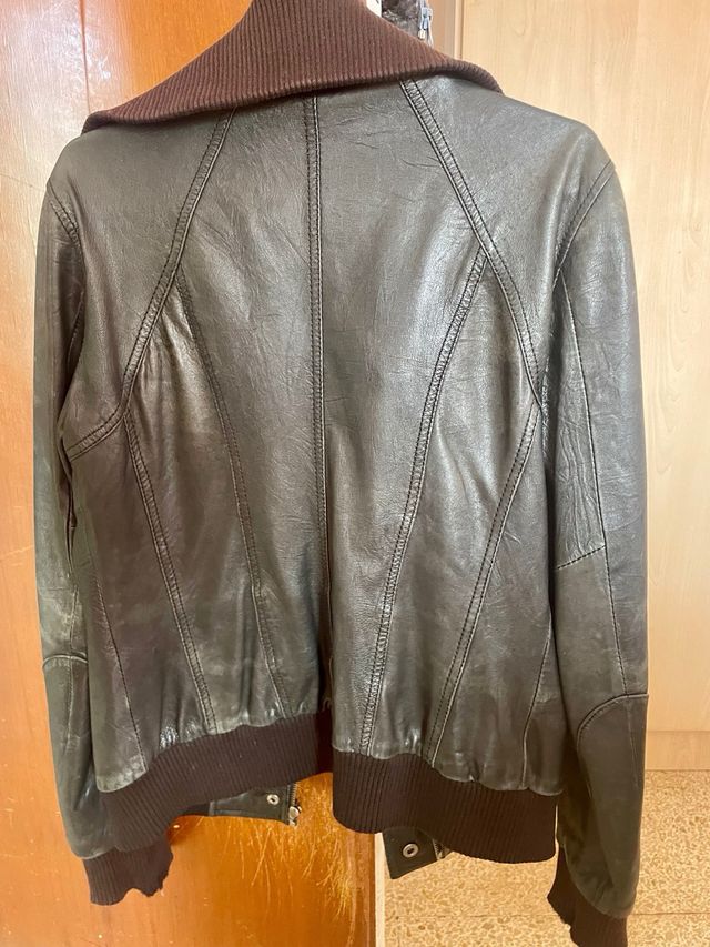 Cazadora piel vintage negra