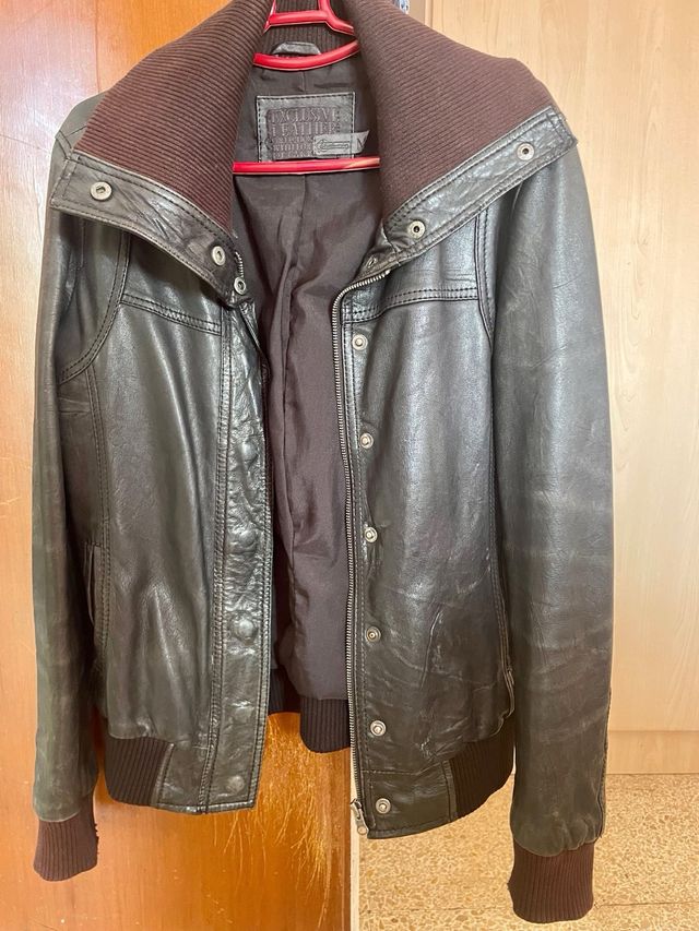 Cazadora piel vintage negra