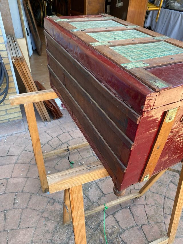 Antiguo baul de viaje, 80x40x38