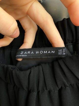Mono negro ZARA palabra de honor pantalón palazzo