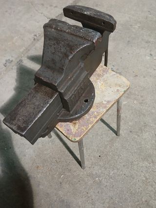 Tornillo acero "ACESA" se vende